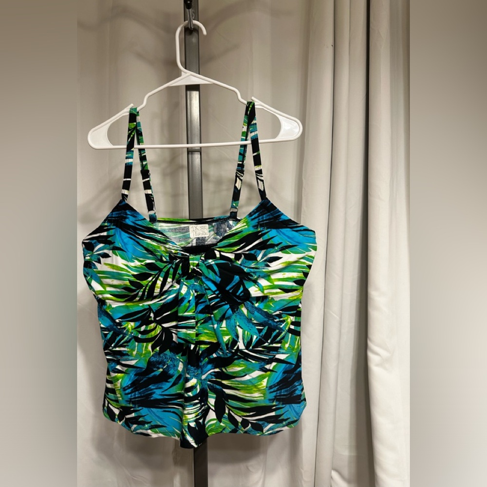 Tropical Floral Leafs Shelf Bra Tankini Top